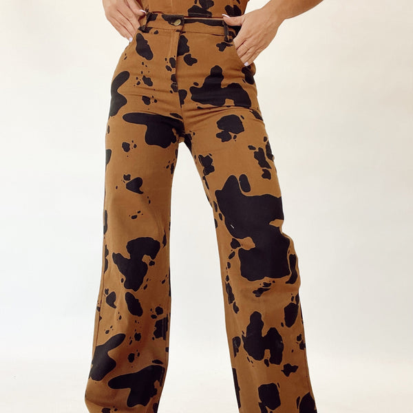 Women's Petite Cow Print Slouchy Wide Leg Jeans | Boohoo UK